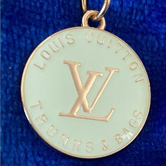 Repurposed Off White Cream & Gold Louis Vuitton
Charm & Unbranded Necklace - Picture 1 of 2